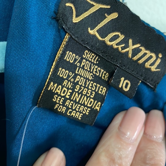 Gorgeous, Beaded Gown NWT! - Picture 9 of 13